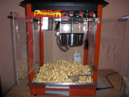 Mieten Sie unsere professionelle Popcornmaschine gleich mit!